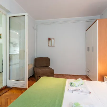 Apartman With Parking Space Jurandvor, Krk - 23362 *
